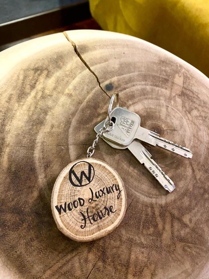 Wood Luxury House Leilighet Pescara Eksteriør bilde